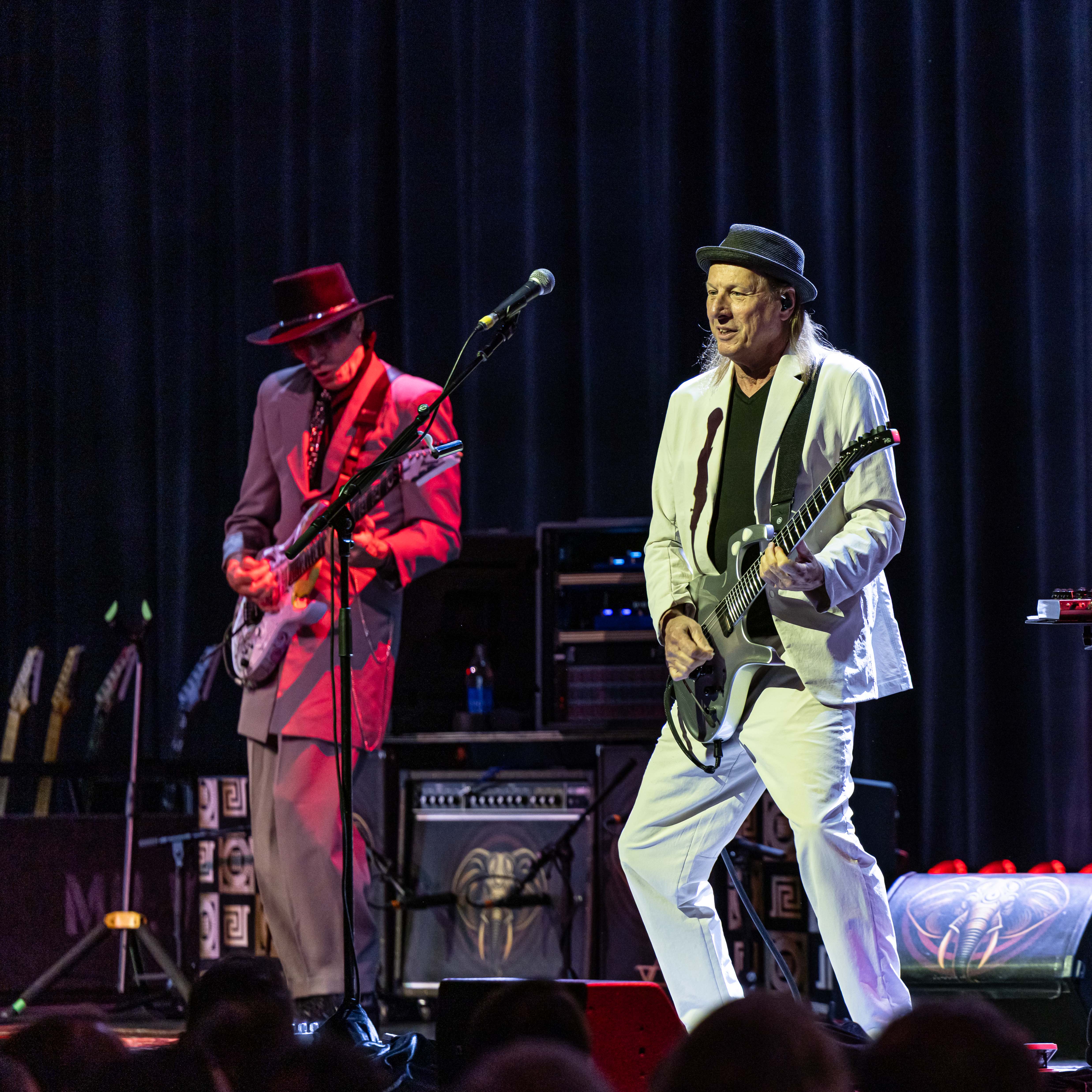 STEVE VAI & ADRIAN BELEW