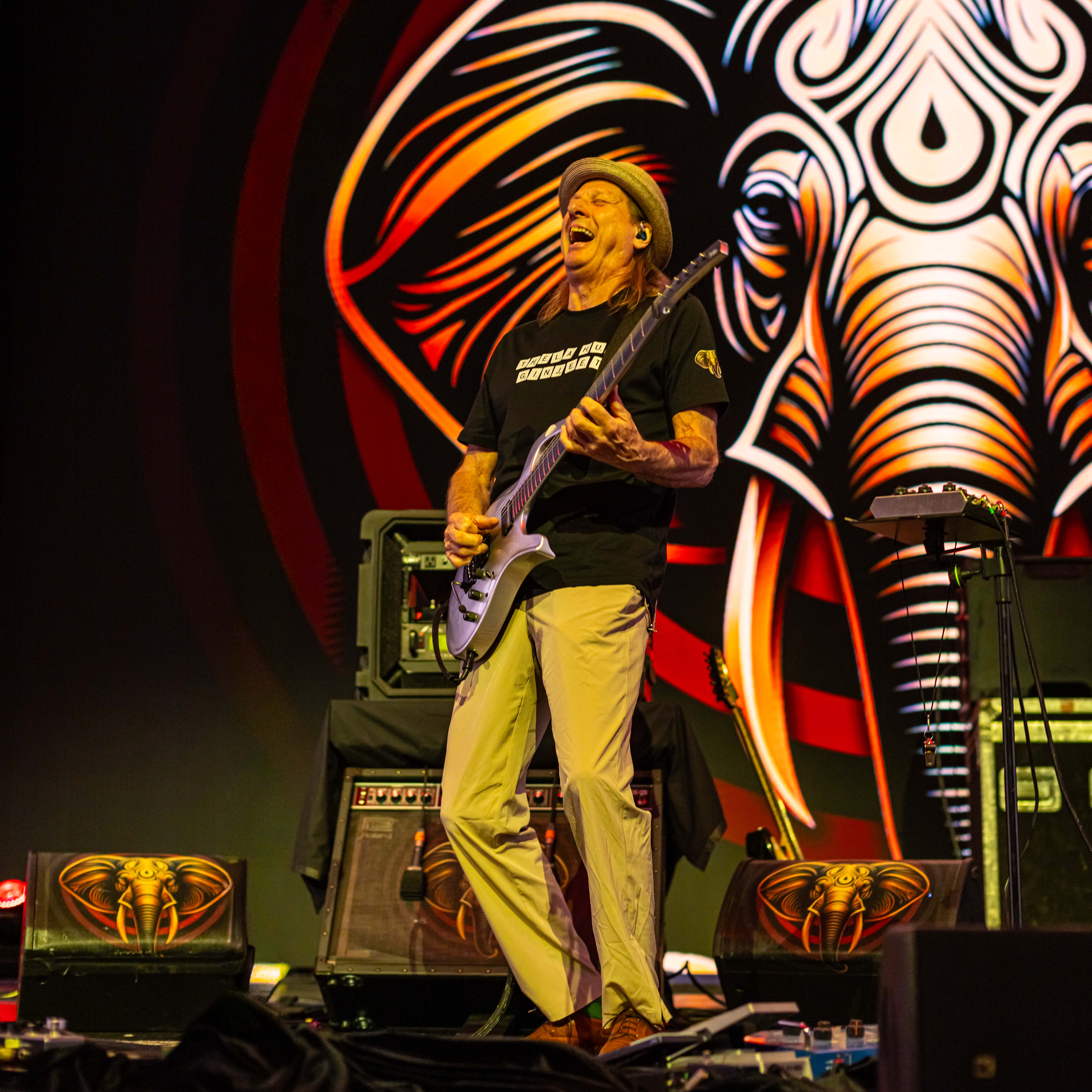 Adrian Belew