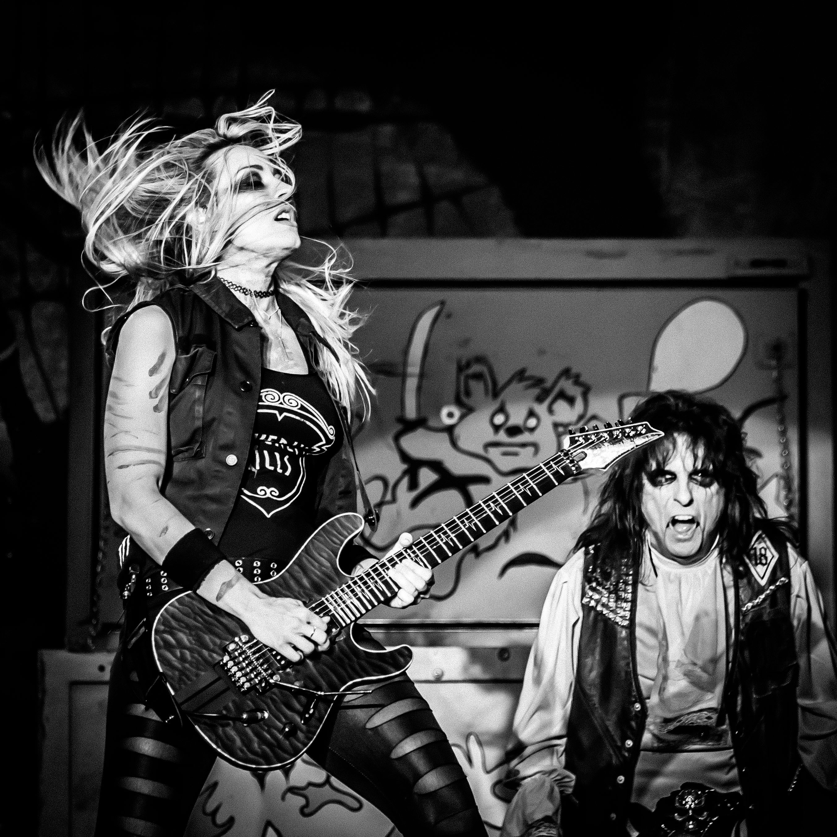 Nita Strauss & Alice Cooper